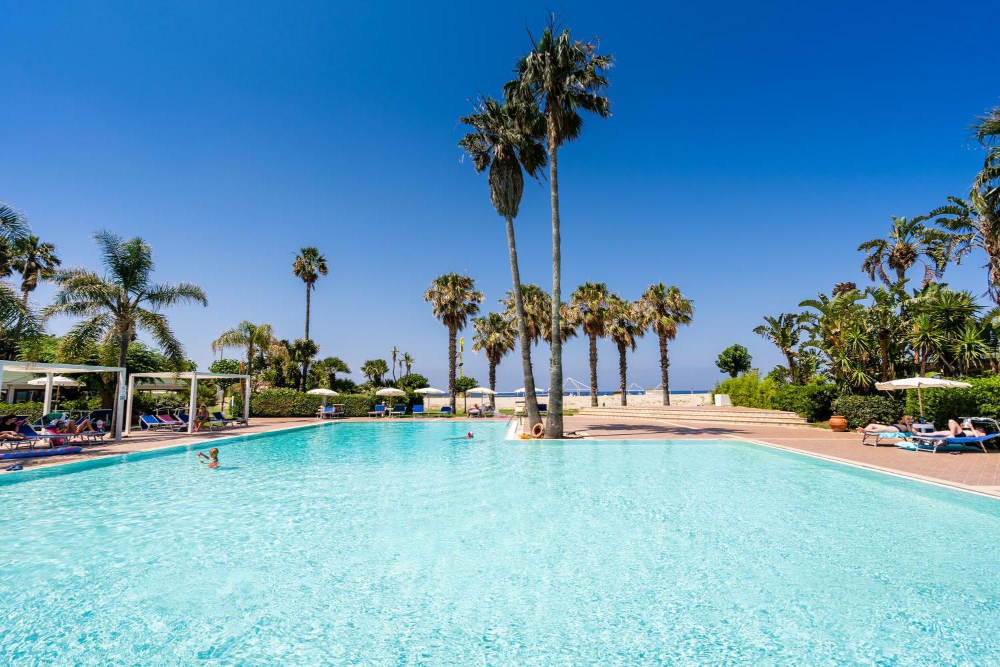 Le Dune Beach Club Мессина Экстерьер фото
