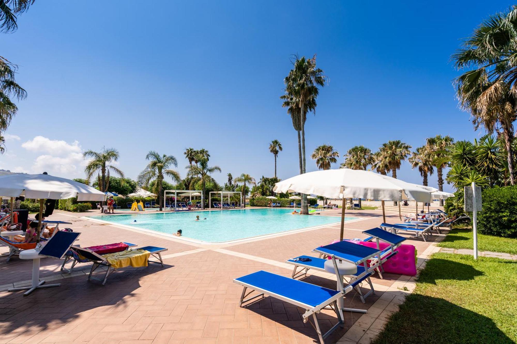 Le Dune Beach Club Мессина Экстерьер фото